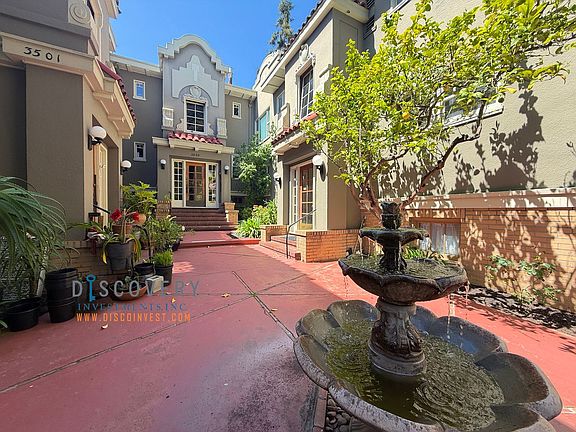 3rd image of 3501-3505 Lakeshore Ave #11