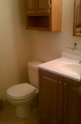 5th image of 129 Franklin Ave