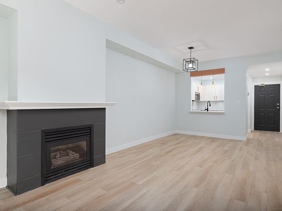 5th image of 3600 Windcrest Dr #3-327