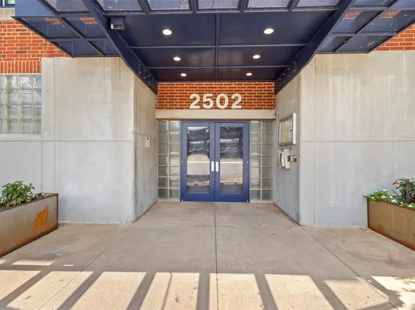 2502 Live Oak St APT 236, Dallas, TX 75204