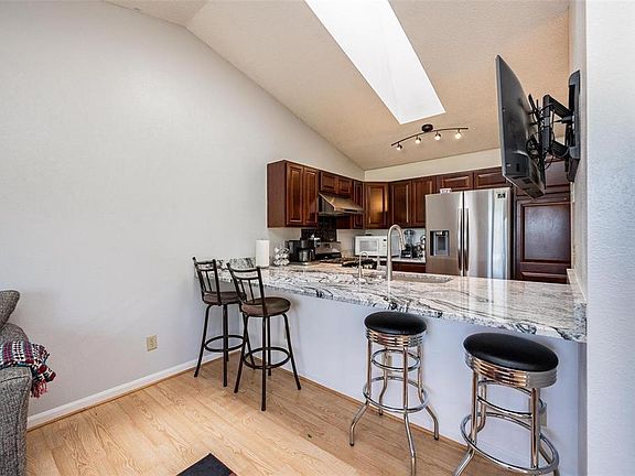 5th image of 43 Gryn Ct
