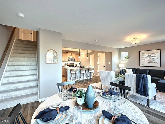 7th image of this home