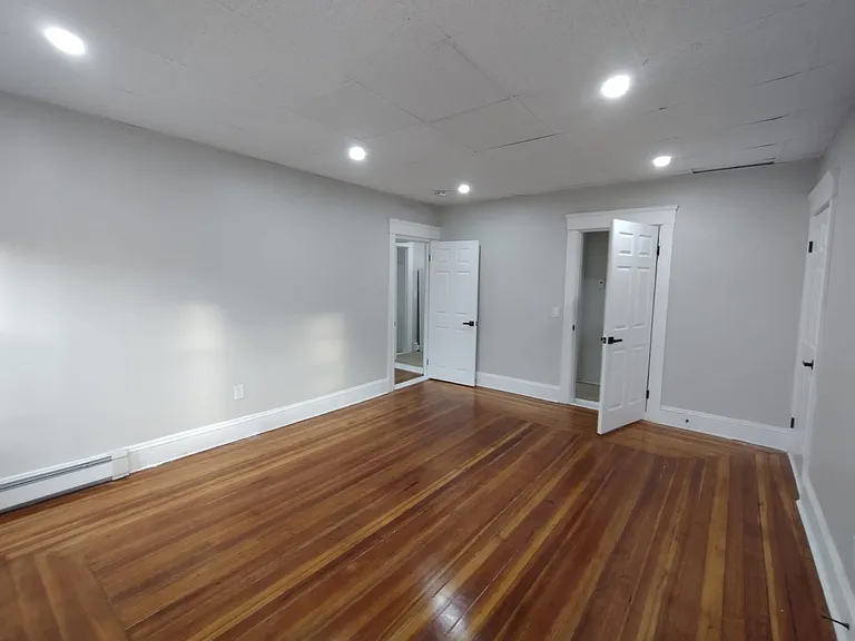 172 N Main St #2NDF — Photo 11