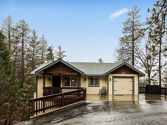 2nd image of 1419 Calgary Dr
