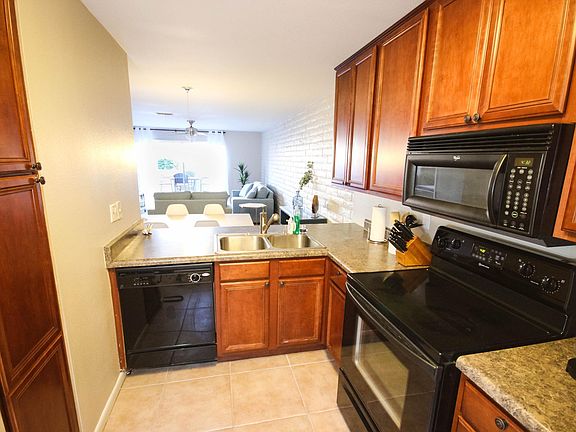 2nd image of 4354 N 82nd St Unit 127