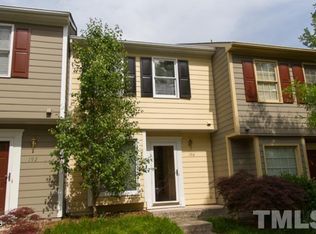 190 Saint Andrews Ln, Chapel Hill, NC 27517