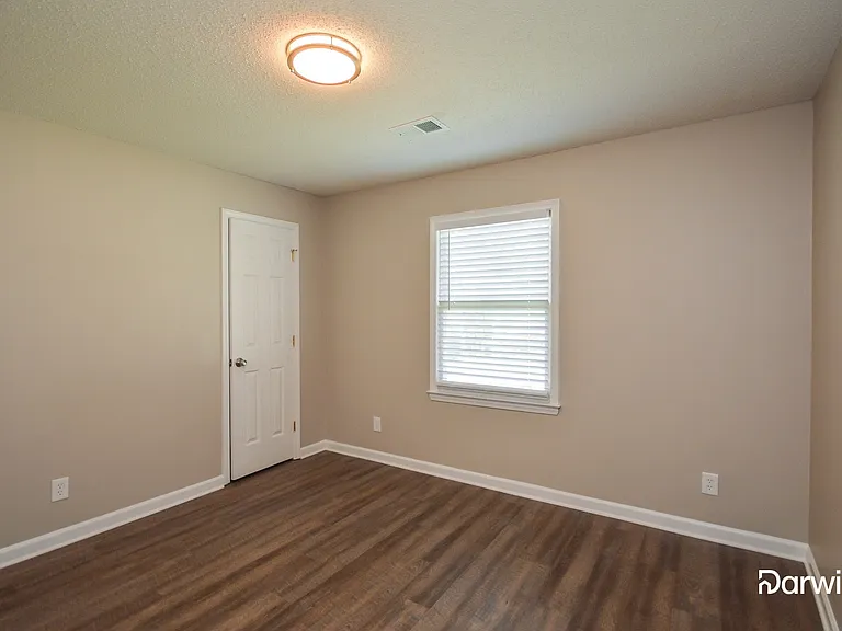 2490 Sherrie Ln SW — Photo 13