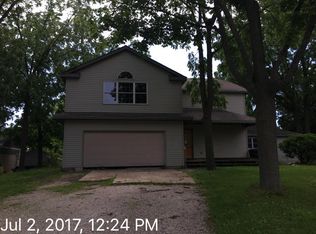 4263 S 95th St, Milwaukee, WI 53228