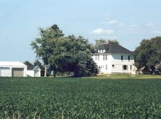 1588 N 1400 East Rd, Roberts, IL 60962