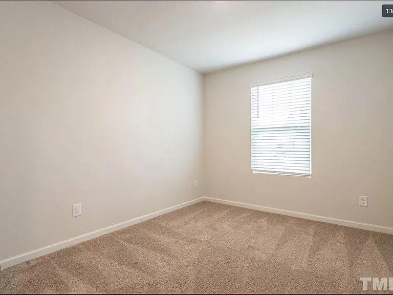 335 Windbreak Ln — Photo 14