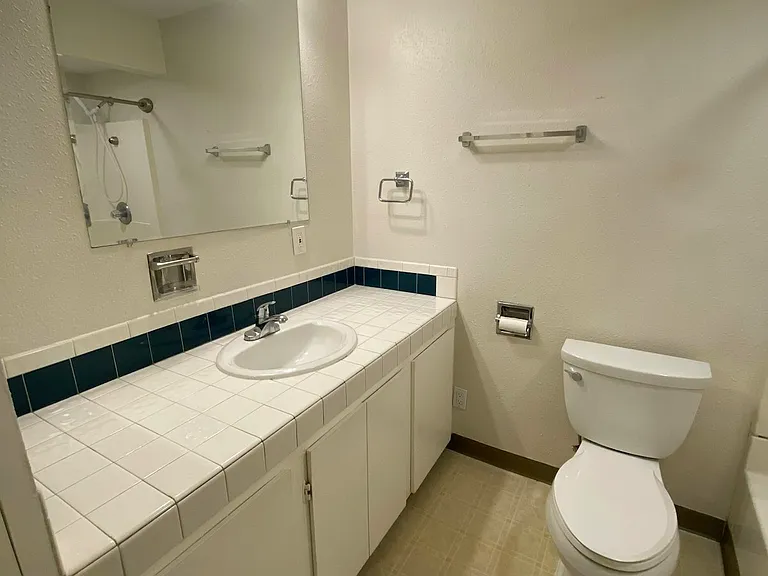 13380 SW Farmington Rd — Photo 5