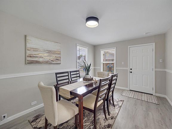 5th image of 309 Lenhardt Ave