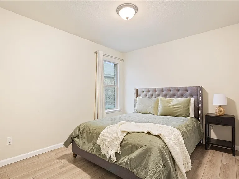 3105 Beutel Rd — Photo 17