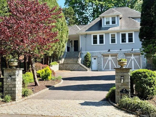 80 Skunks Misery Road, Locust Valley, NY 11560