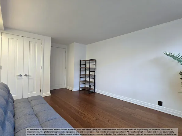 200 East 94th Street image 16 of 25