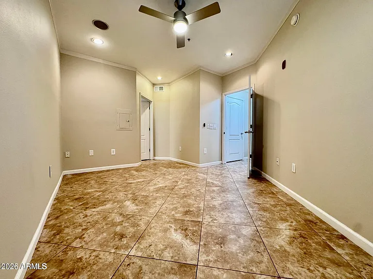 1701 E Colter St #114 — Photo 16