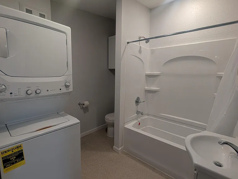 115 Woodland Ave #1/2-B — Photo 8