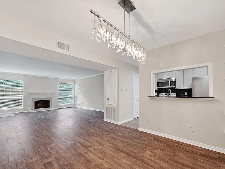 3700 W Clay St #227 — Photo 12