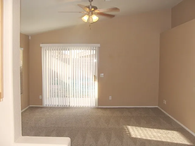 3 bed, 1310 sqft, $2,195 — Photo 2