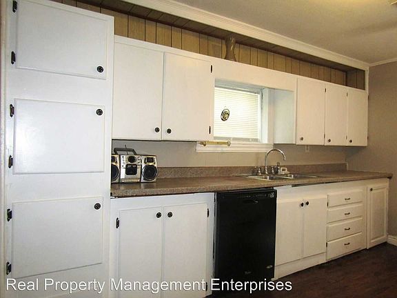 4th image of 5307 S McKinley Ave