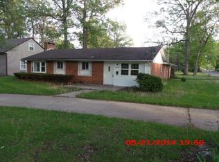 2402 E Paulding Rd, Fort Wayne, IN 46816