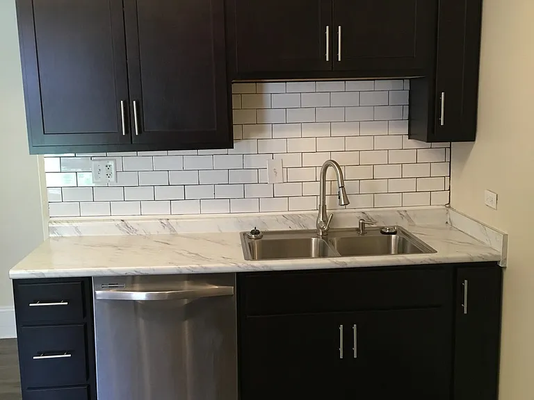 701 Madison Ave — Photo 4