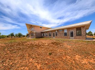 6671 E Sandhills Dr, Gardendale, TX 79758