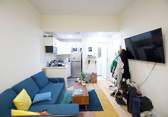 2nd image of 312 W 73rd St #D/d