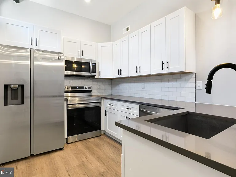 3965 Lancaster Ave #102 — Photo 3