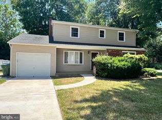 401 Valley Run Dr, Cherry Hill, NJ 08002