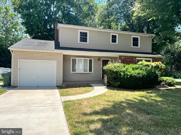 401 Valley Run Dr, Cherry Hill, NJ 08002