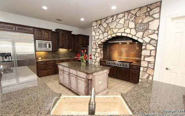 24402 Saddle Rock — Photo 12