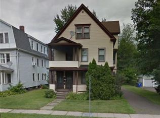 230 S Quaker Ln #2, West Hartford, CT 06119