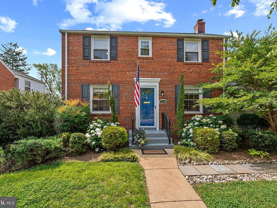 1st image of 2110 Dayton St