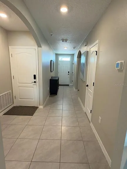 1583 Barberry Dr — Photo 25