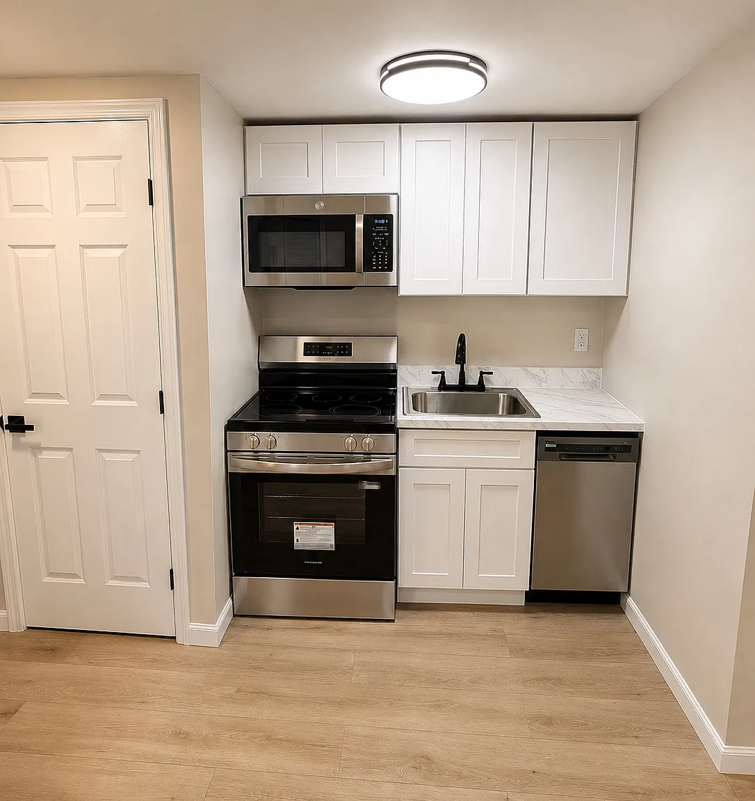 2 bed, 700 sqft, $2,800 — Photo 2