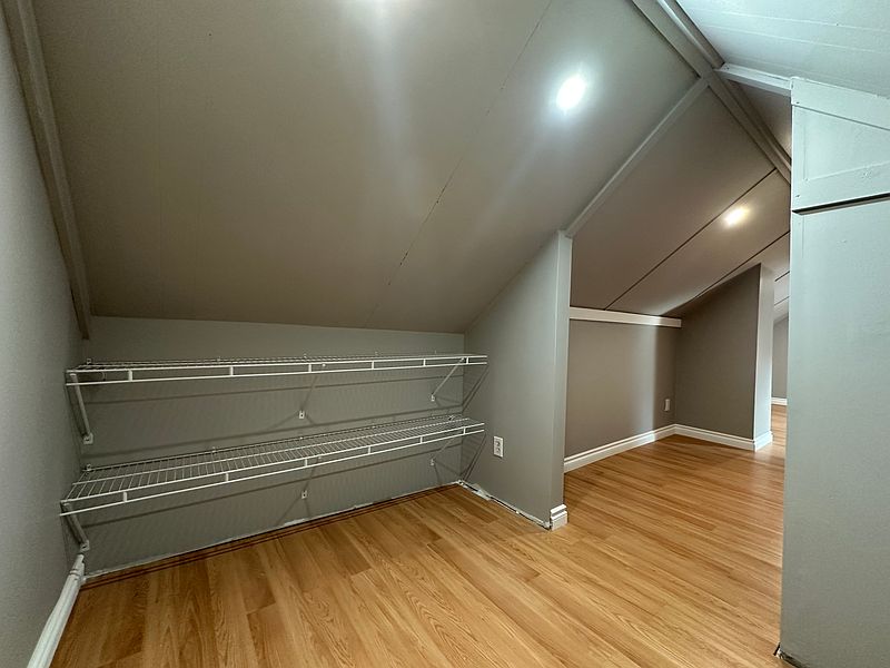 Winnipeg Apartment for rent - 2 Bedrooms — photo 23