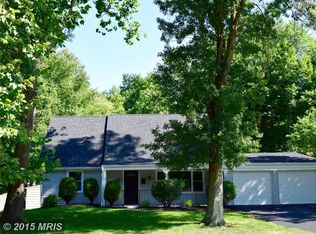 16112 Pointer Ridge Dr, Bowie, MD 20716