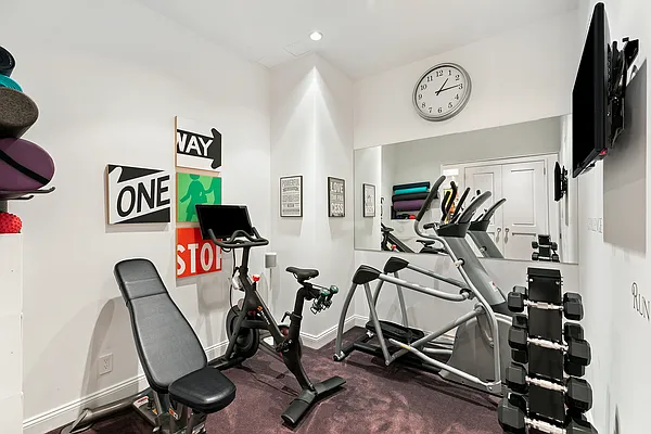 Rented by Compass | media 18