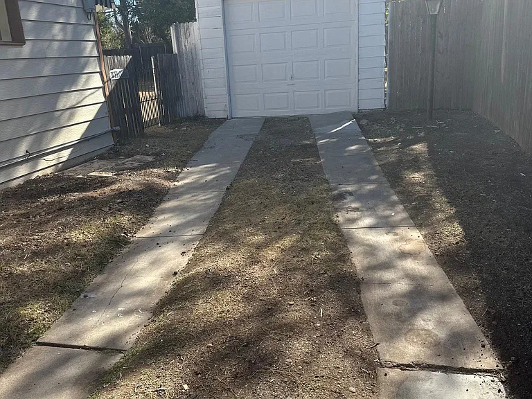 4213 SW 9th Ave — Photo 33