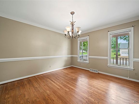 5th image of 10108 Northland Dr