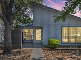 1217 Elm Ct, Runaway Bay, TX 76426
