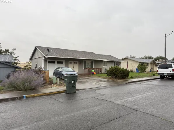 1814 SW 45th St, Pendleton, OR 97801
