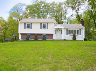 357 Tunxis Ave, Bloomfield, CT 06002