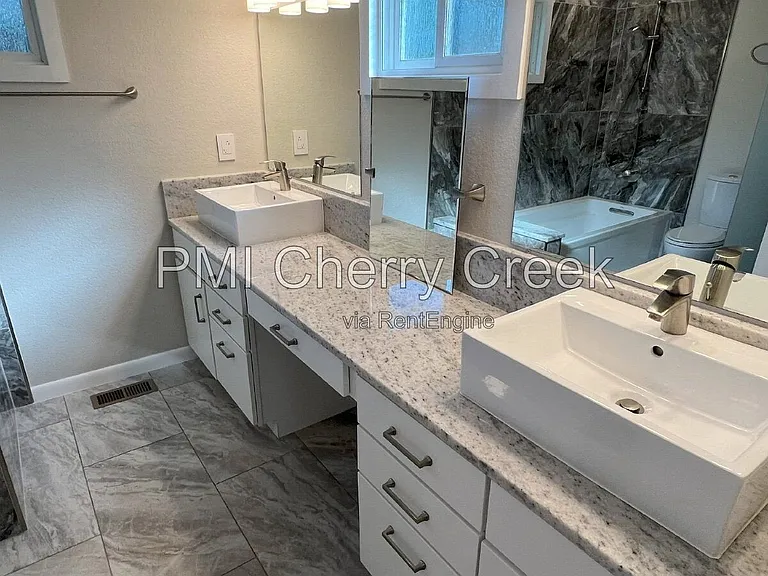3000 S Holly Pl — Photo 19