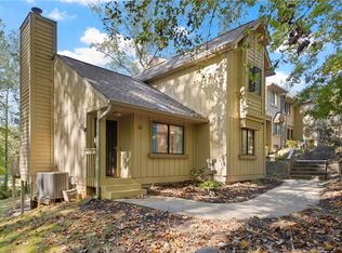 212 Harbor Cove Dr, Salem, SC 29676