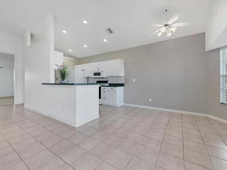 1580 Jasper Ct — Photo 15