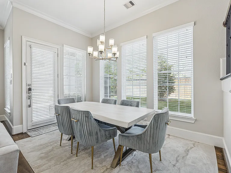 921 Dunleigh Meadows Ln — Photo 4