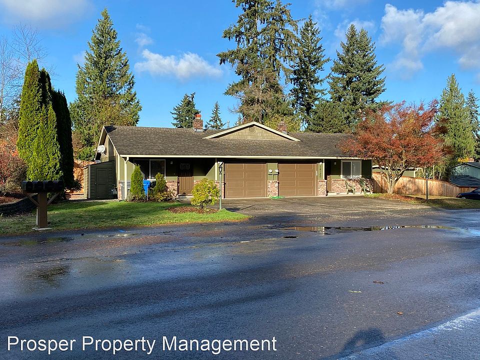 1st image of 14122 107th Ave E