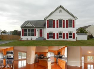 304 Huntinghorn St, Taneytown, MD 21787